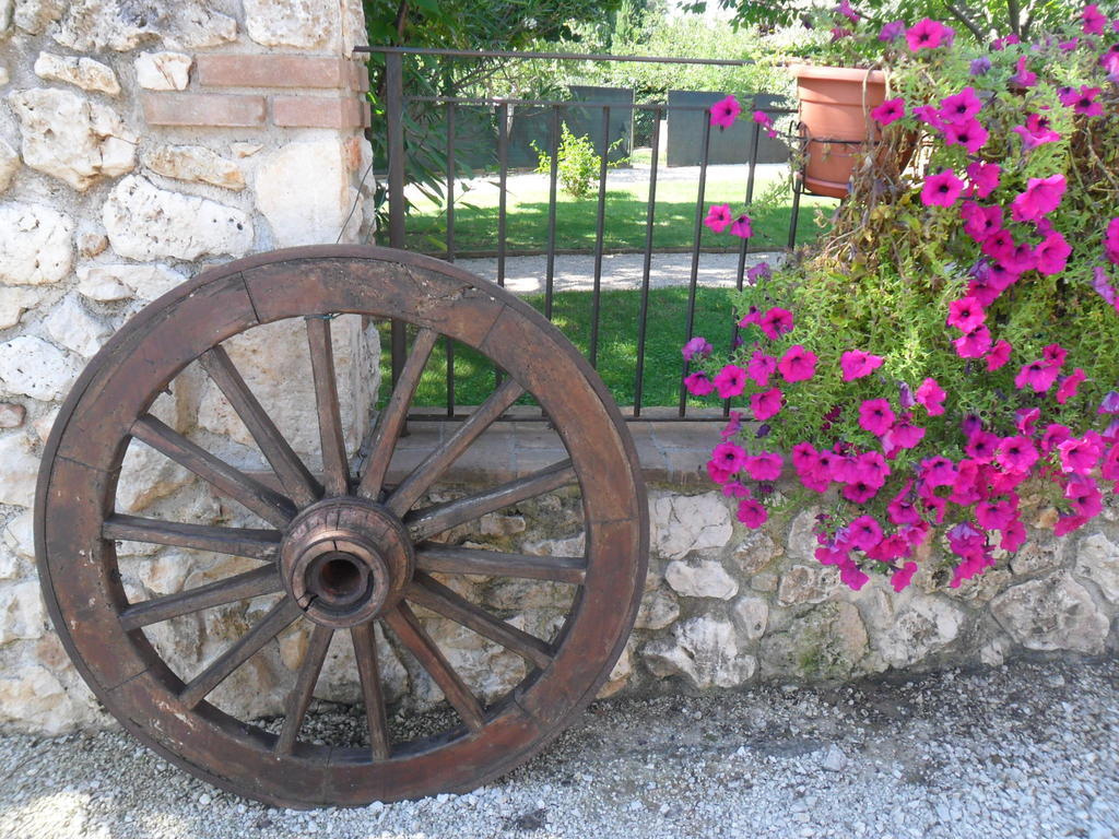 Casale Santa Caterina Aparthotel Amelia Exterior photo